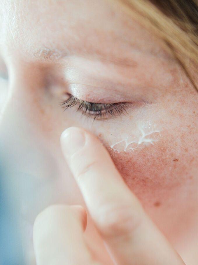 Eczéma au visage symbolique